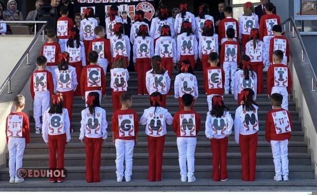 BUGÜNÜN KÜÇÜKLERİ YARININ BÜYÜKLERİ 29 EKİM