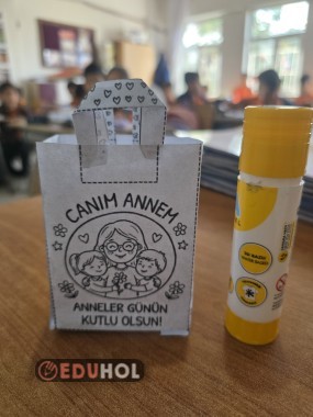 Mini Anneler Günü Çantası