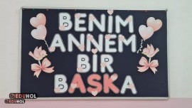 ANNELER GÜNÜ PANOSU