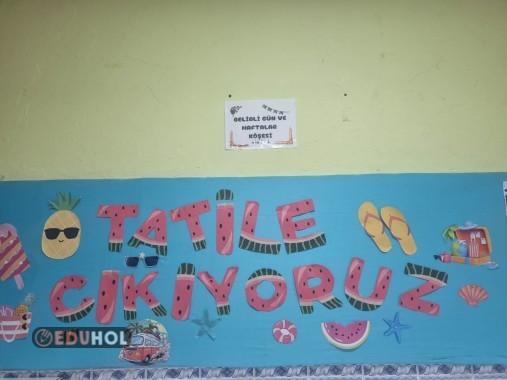 TATİLE ÇIKIYORUZ PANO YAZISI