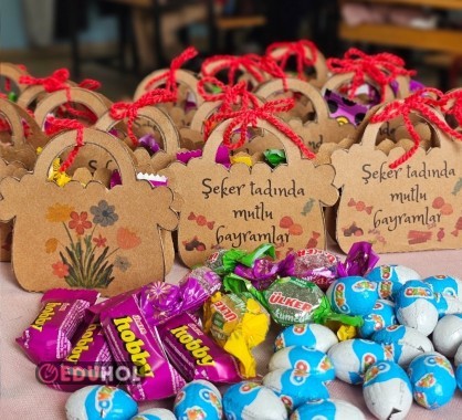 Bayram için şeker kutusu
