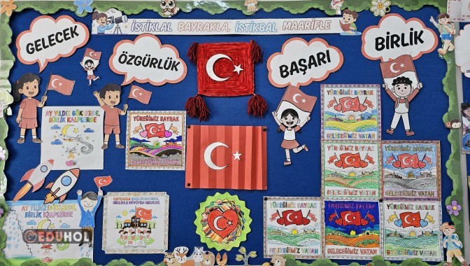 İstiklal Bayrakla İstikbal Maarifle