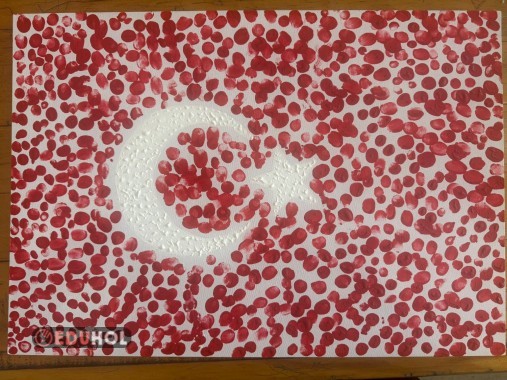 Cumhuriyet Bayramı Etkinliklerinden parmak baskısı tekniği ile bayrak boyama sayfası