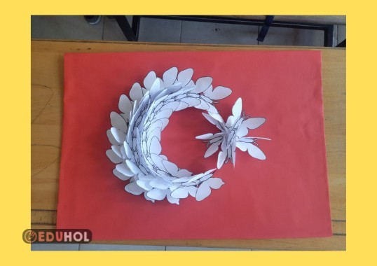 KELEBEKLERLE TÜRK BAYRAĞIMIZ ÇALIŞMASI