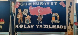 Cumhuriyet kolay yazılmadı pano