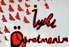 İyiki öğretmenim yazısı