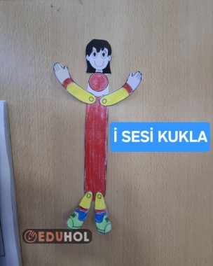 İ sesi kukla