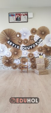 Okuma bayramı için arka fon örneği